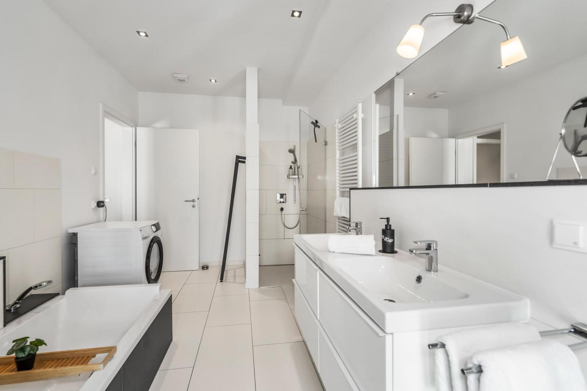 Dnd Design Loft I 170Qm I Parken I Balkon I Workstation I Netflix I Kaffee I Waschmaschine I Trockner I Xbox I Ausblick Lägenhet Würzburg Exteriör bild